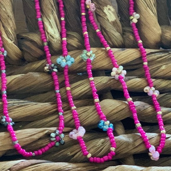 Boho Happy Daisy Necklace - All-Pink - Picture 3 of 3